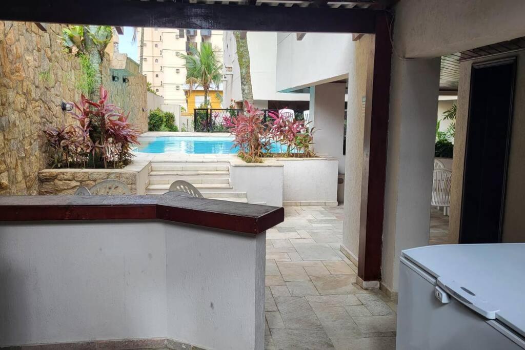 Apto Completo A 1 Quadra Da Praia Da Enseada. Guaruja Exterior photo